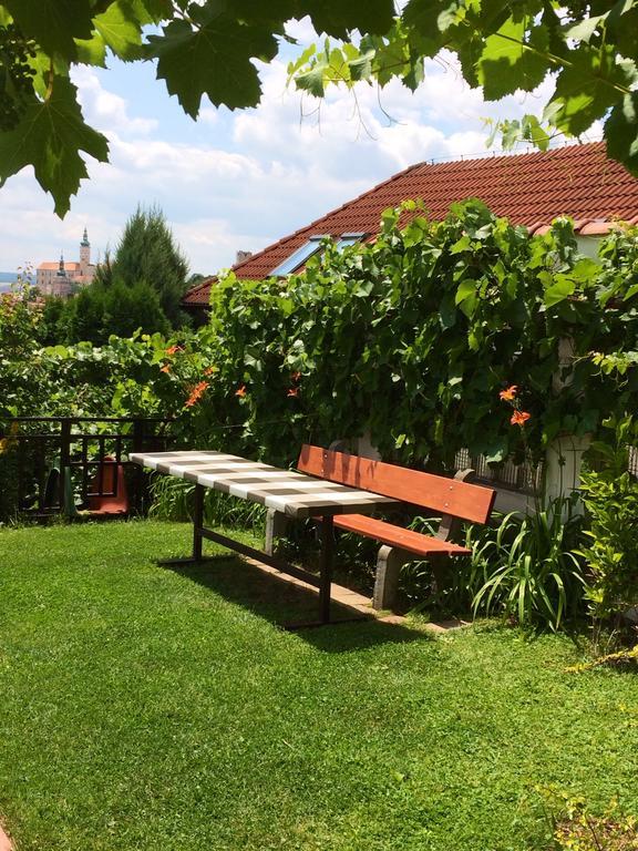 Pension Crhan Mikulov Eksteriør billede